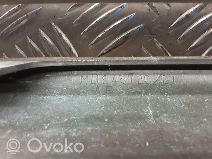 Mitsubishi Pajero Grotelės priekinės MB645720