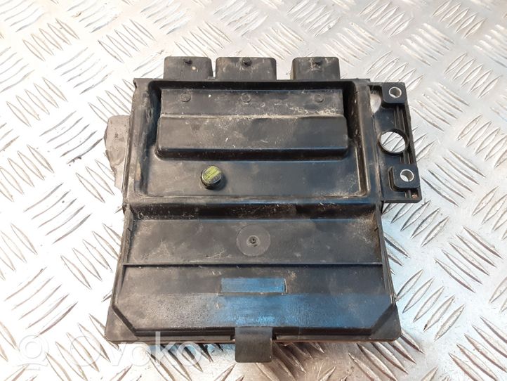 Nissan Note (E11) Unité de commande, module ECU de moteur 8200911560