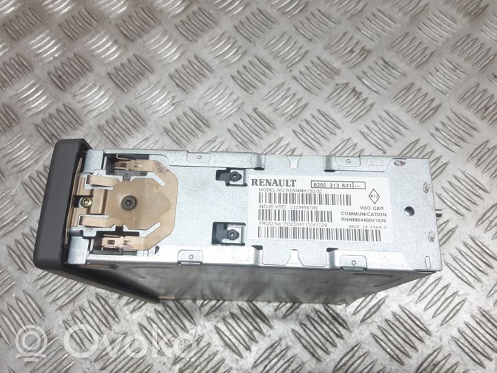 Renault Vel Satis CD/DVD changer 8200313631