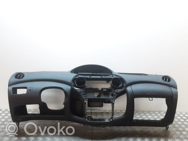 Toyota Yaris Panelė 5530352010