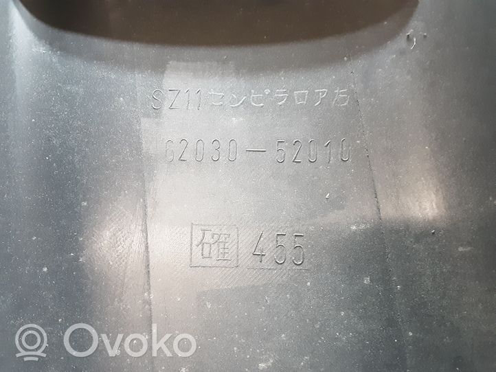 Toyota Yaris Altro elemento di rivestimento sottoporta/montante 6203052010
