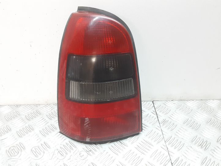 Opel Vectra B Lampa tylna 09153153