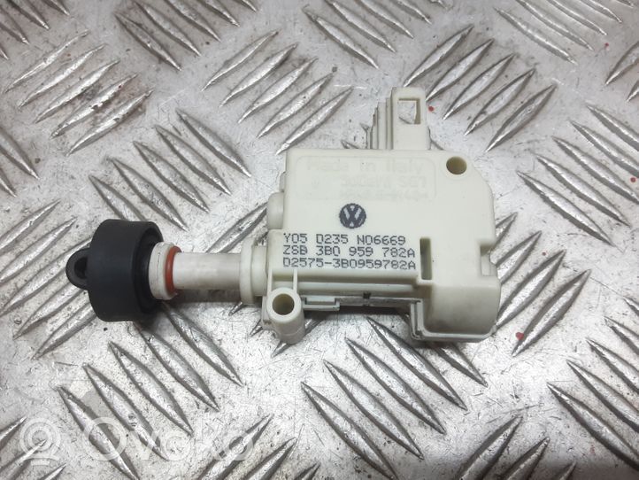 Audi A6 S6 C6 4F Glove box lock 3B0959782A