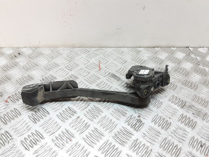 Volvo S60 Pedale dell’acceleratore 30666659