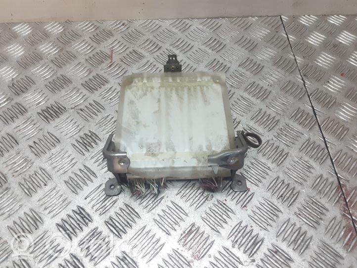 Toyota Corolla E120 E130 Calculateur moteur ECU 8966113230