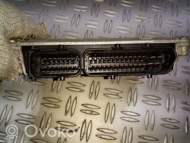 Volkswagen Polo IV 9N3 Sterownik / Moduł ECU 03D906023B