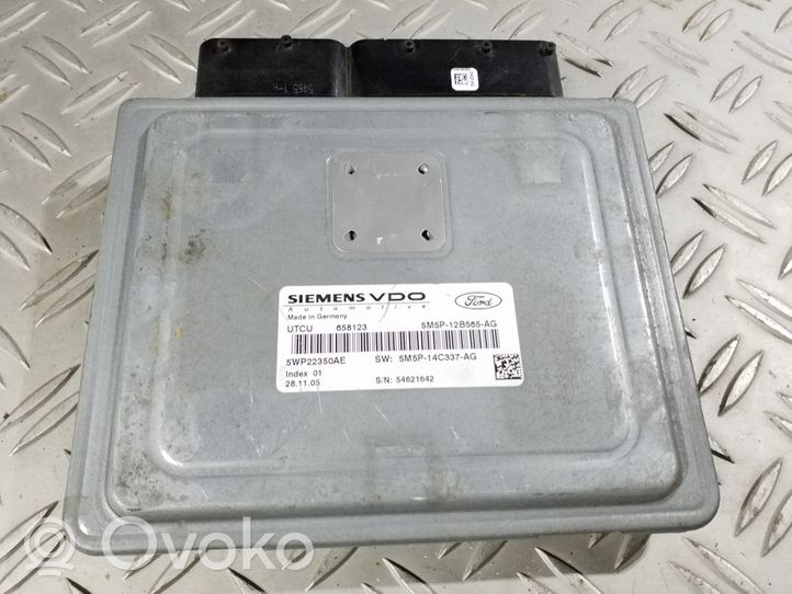 Ford Focus Komputer / Sterownik ECU silnika 5M5P12B565AG