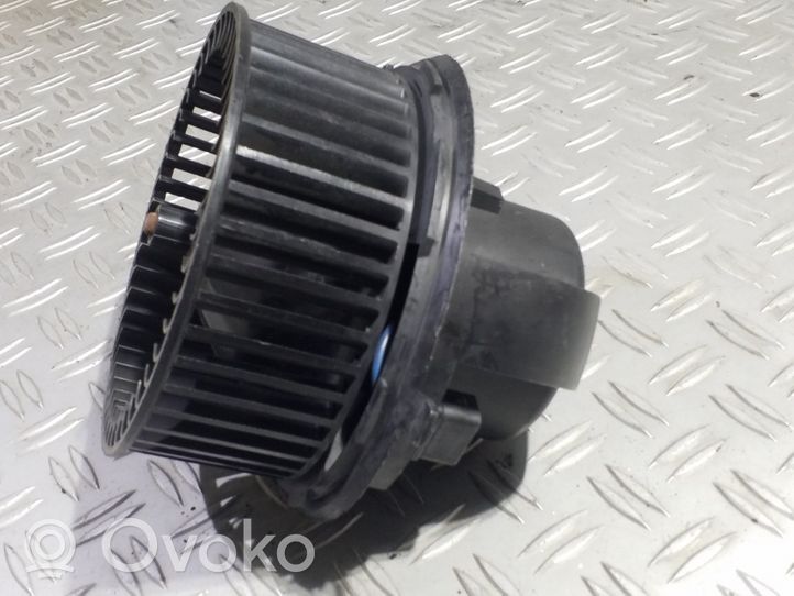 Ford Mondeo MK II Pečiuko ventiliatorius/ putikas 93BW18515AB