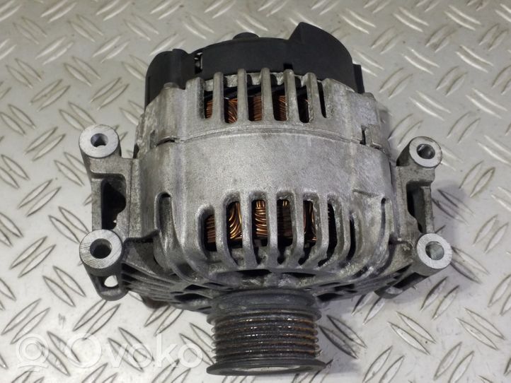 Audi A4 S4 B6 8E 8H Generatore/alternatore 06D903016