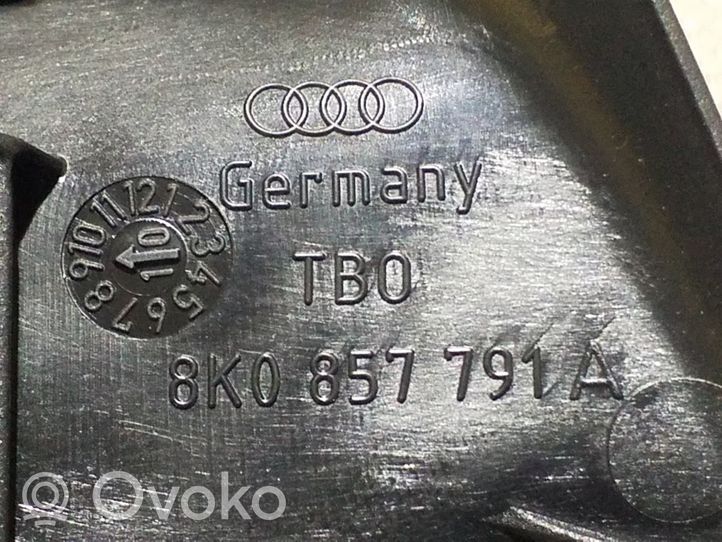 Audi A4 S4 B8 8K Takaistuintilan ylempi sivulista 8K0857791A