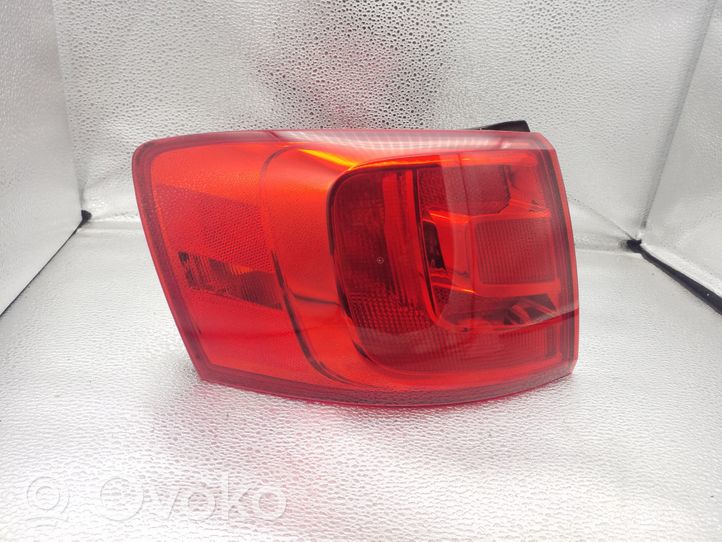 Volkswagen Jetta VI Rear/tail lights 5C6945095