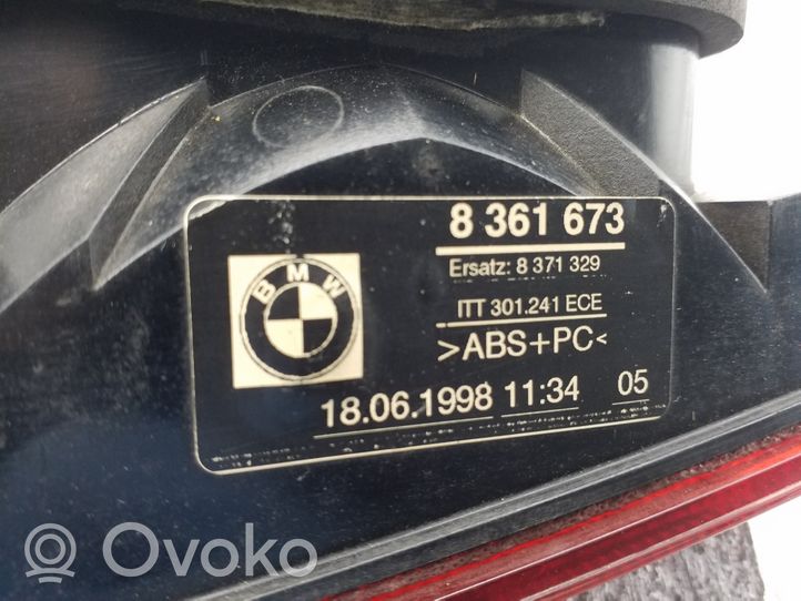 BMW 5 E39 Feux arrière sur hayon 8361673