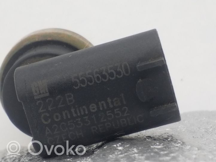 Chevrolet Cruze Sensor de temperatura del refrigerante 55563530