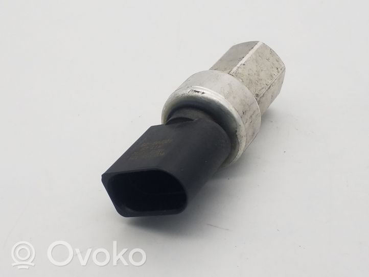 Volkswagen Tiguan Air conditioning (A/C) pressure sensor 1K0959126E