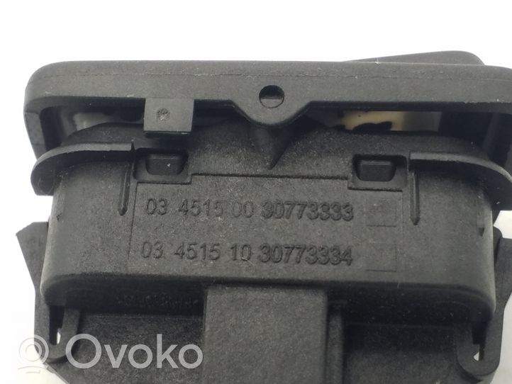 Volvo C30 Keskuslukituksen kytkin 30773333