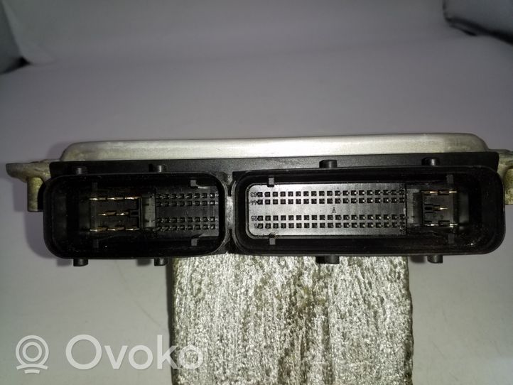 Audi A8 S8 D3 4E Unité de commande, module ECU de moteur 4E0907560