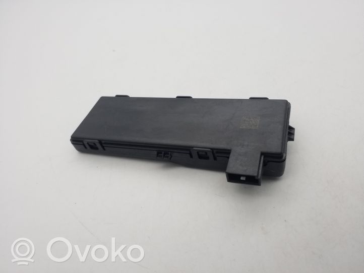 Opel Corsa E Antena wewnętrzna 13503204