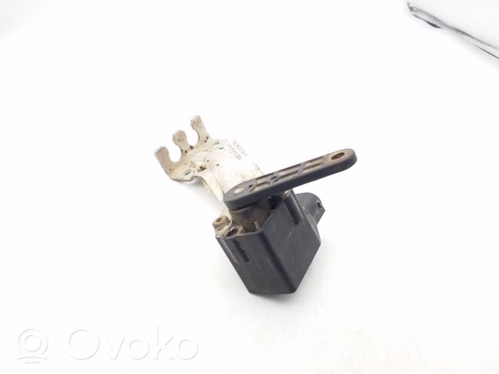 Volkswagen PASSAT B5.5 Sensore di livello faro/fanale 4B0907503