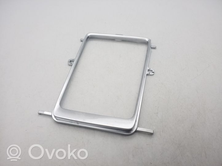 Volvo XC60 Rivestimento in plastica cornice della leva del cambio 31469972