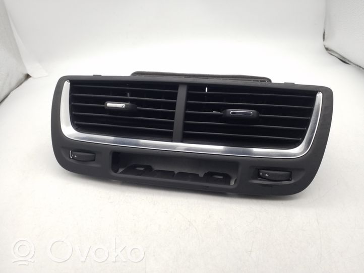 Opel Mokka Dysze / Kratki środkowego nawiewu deski rozdzielczej 95316389