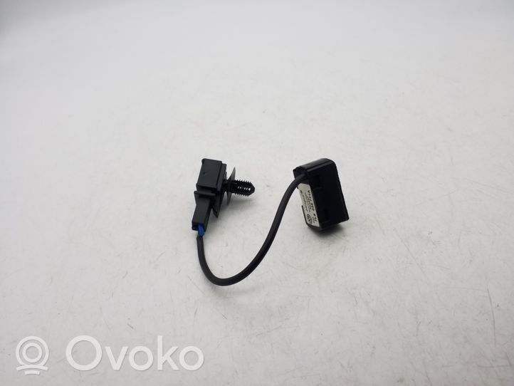 Volkswagen Touareg I Mikrofon Bluetooth Freisprechanlage 7L6035711A