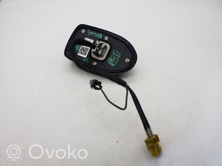 Ford Focus GPS-pystyantenni HM5T19G461BA