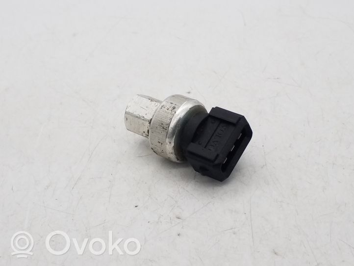 Volvo XC60 Air conditioning (A/C) pressure sensor 31292004