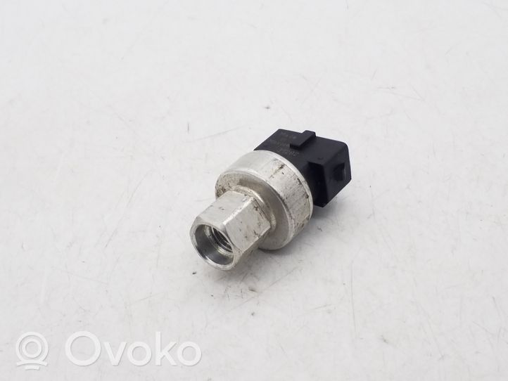Volvo XC60 Air conditioning (A/C) pressure sensor 31292004