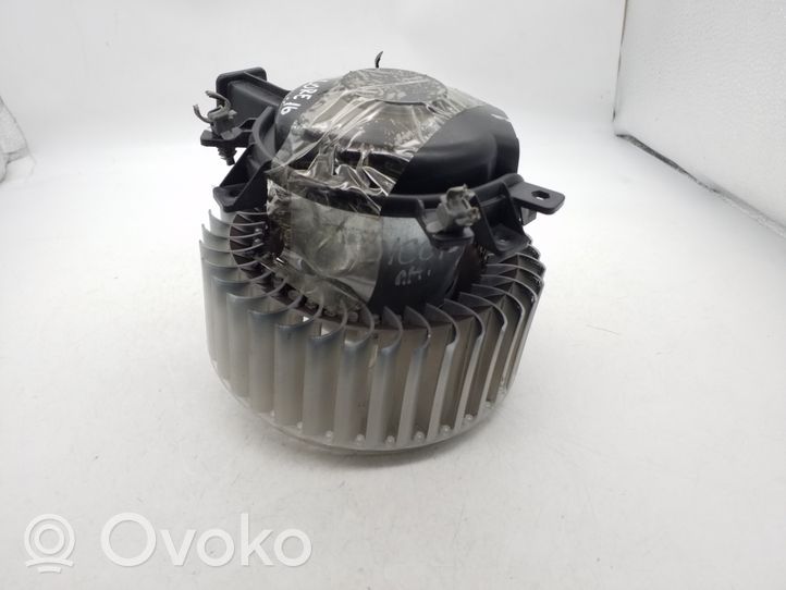 Buick Encore I Ventola riscaldamento/ventilatore abitacolo 1645764006