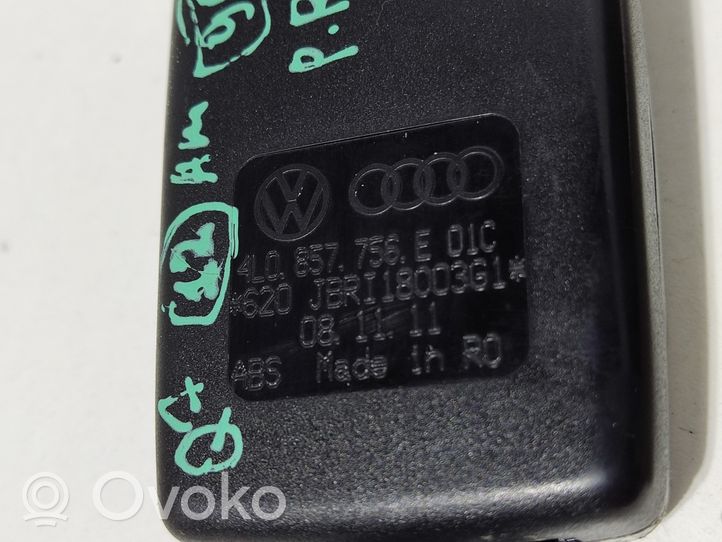 Audi Q7 4L Klamra przedniego pasa bezpieczeństwa 4L0857756E