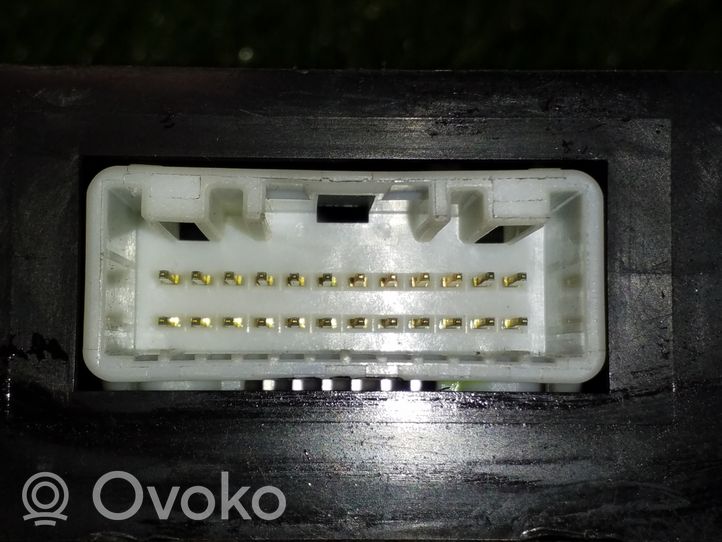 Toyota Prius (XW20) Modulo luce LCM 8996047020