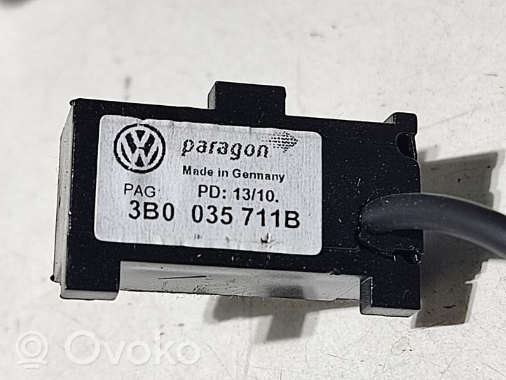 Volkswagen Tiguan Microfono (bluetooth/telefono) 3B0035711B