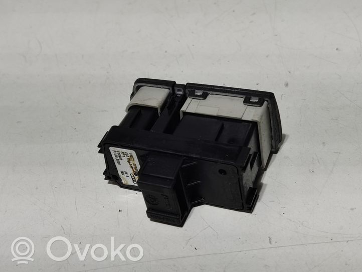 Audi Q7 4L Moottorin start-stop-painike/kytkin 4L0905217