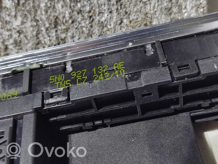 Volkswagen Tiguan Traction control (ASR) switch 5N0927132AE