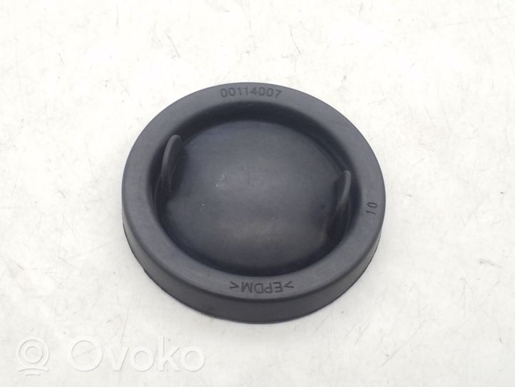 Ford Fiesta Osłona żarówki lampy przedniej 00114007