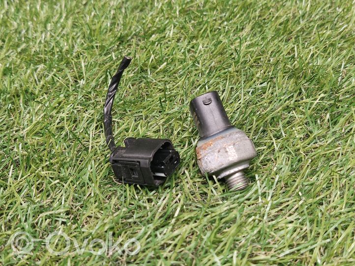 BMW 3 E90 E91 Air conditioning (A/C) pressure sensor 9141957