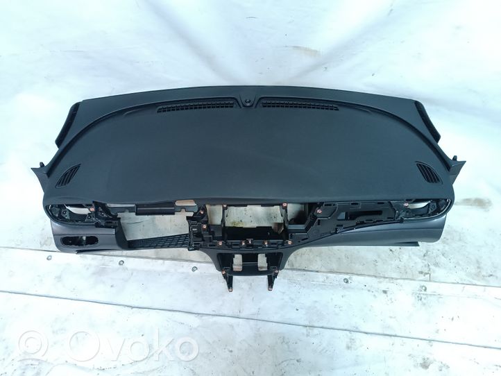 Buick Encore I Kojelauta 42538410