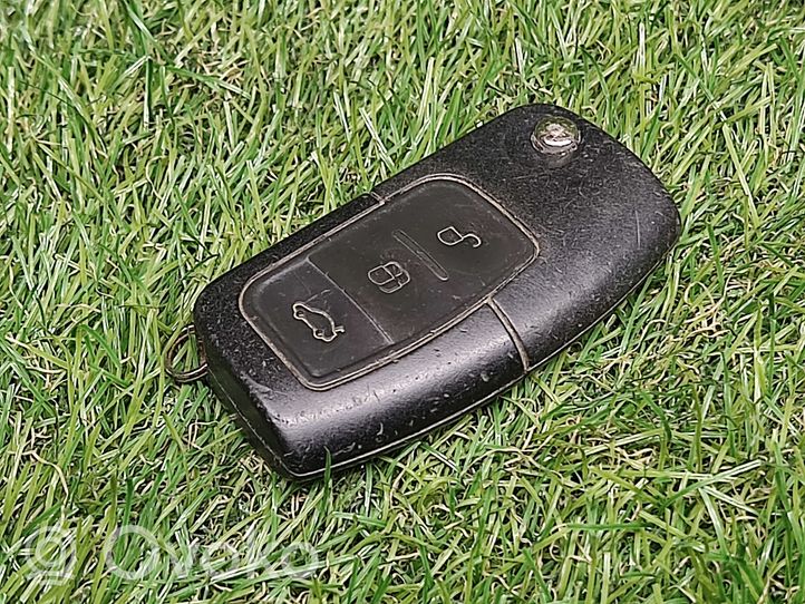 Ford Focus Ignition key/card 3M5T15K601AB