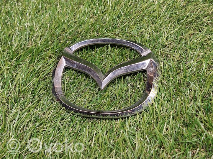 Mazda 6 Logo, emblème de fabricant CJ6A51730