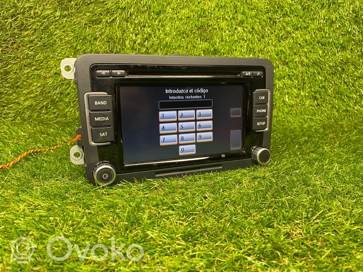 Volkswagen Jetta VI Radio/CD/DVD/GPS head unit 5C6035180