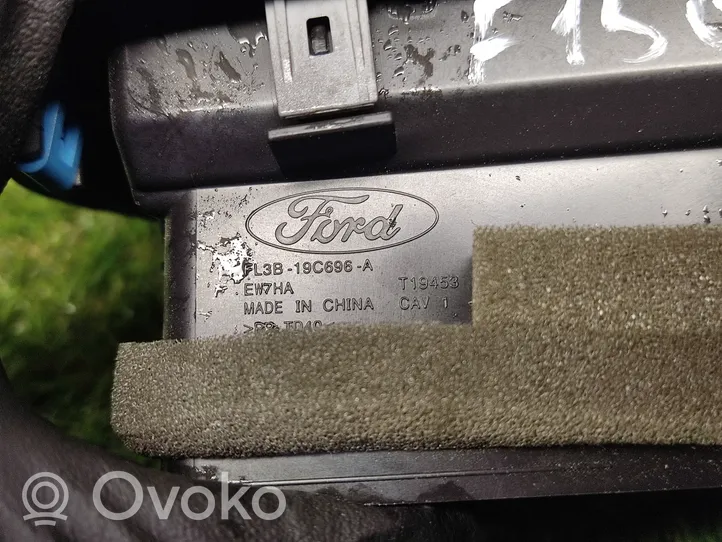 Ford F150 Boczna kratka nawiewu deski rozdzielczej FL3B19C696A