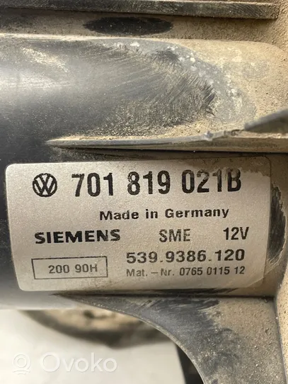 Volkswagen Multivan T4 Mazā radiatora ventilators 701819021B