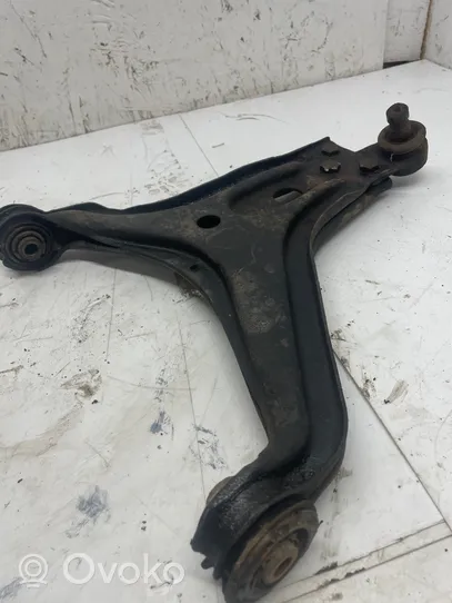 Audi Coupe Braccio di controllo sospensione anteriore inferiore/braccio oscillante 895407160