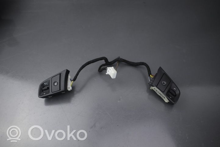 KIA Venga Kiti jungtukai/ rankenėlės/ perjungėjai 967001P100