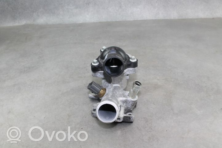 Mazda 6 Termostato/alloggiamento del termostato PE0115172