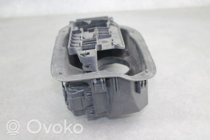 Mercedes-Benz C W204 Maniglia di rilascio del tappo carburante A2046300067