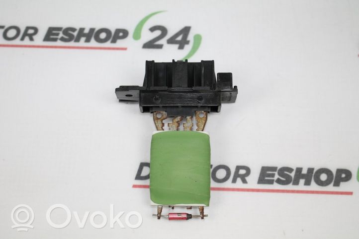 Fiat Qubo Lämpöpuhaltimen moottorin vastus A51002300