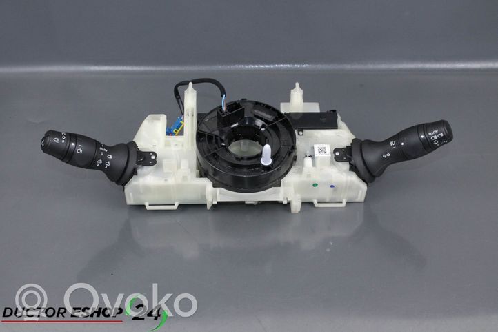 Renault Zoe Leva/interruttore dell’indicatore di direzione e tergicristallo 255673247RA