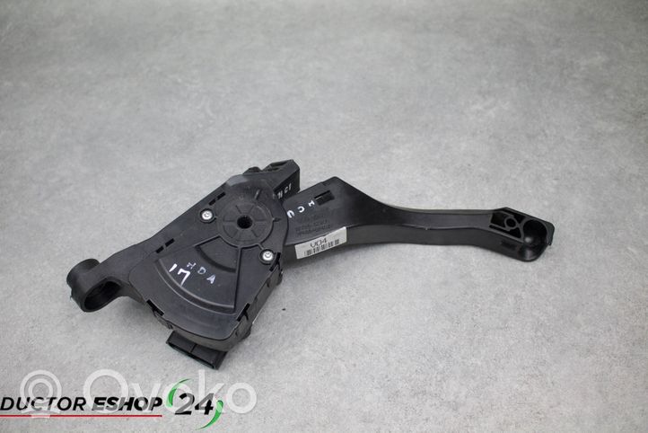 Hyundai i40 Pedale dell’acceleratore 327272T900