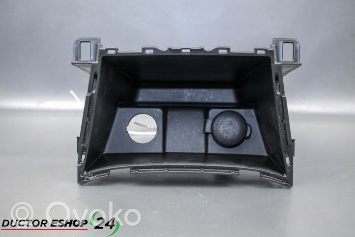 Suzuki Celerio Kita centrinė konsolės (tunelio) detalė 7382484M0